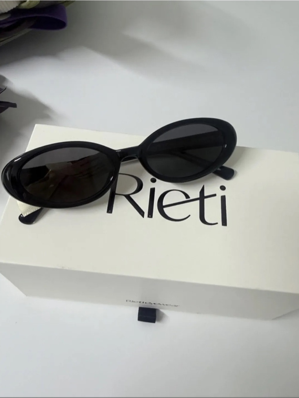 RIETI KOREAN EYEWEAR Black Oval Women’s Sunglasses - OTELLO STYLE